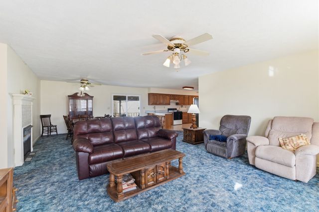 300 Troy Ln, Hohenwald, TN 38462