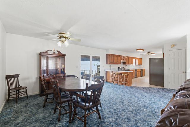 300 Troy Ln, Hohenwald, TN 38462