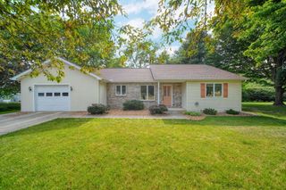 246 Village Lane, Concord Vllg, MI 49237
