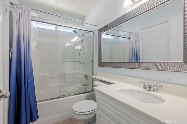 28469 Meadowlark Court, Valencia, CA 91354