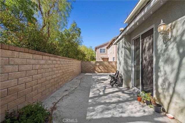 28469 Meadowlark Court, Valencia, CA 91354