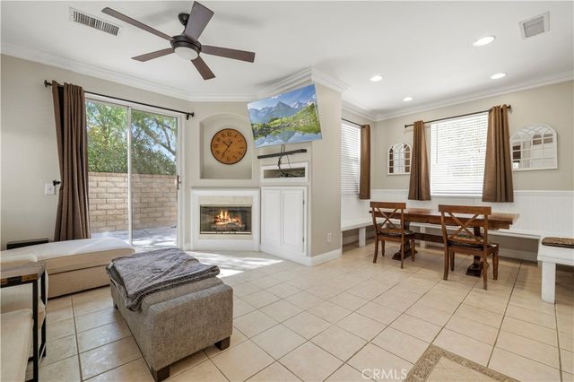 28469 Meadowlark Court, Valencia, CA 91354