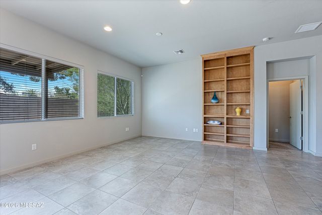 7508 E Bookmark Place, Tucson, AZ 85715