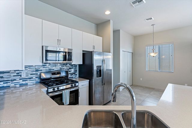 7508 E Bookmark Place, Tucson, AZ 85715