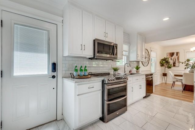 2319 Hunting Valley Drive, Decatur, GA 30033