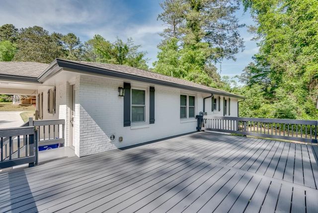 2319 Hunting Valley Drive, Decatur, GA 30033