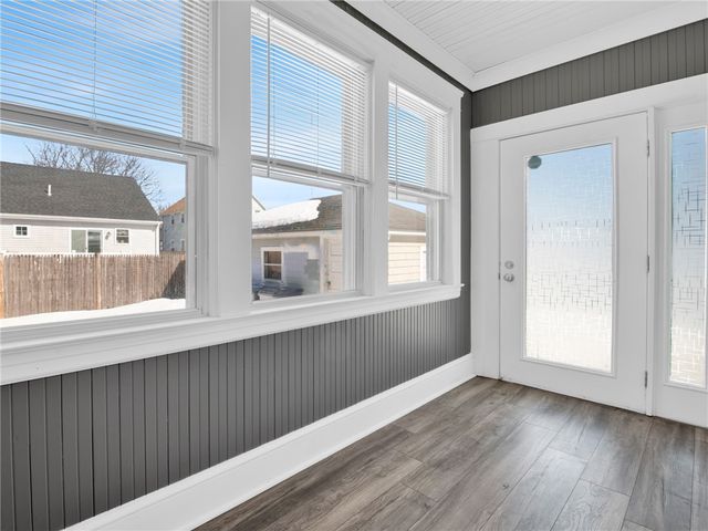 86 Woodward Avenue, East Providence, RI 02914