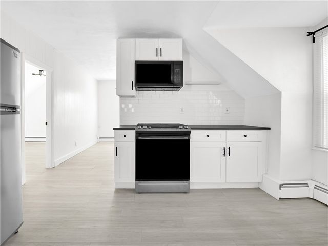 86 Woodward Avenue, East Providence, RI 02914