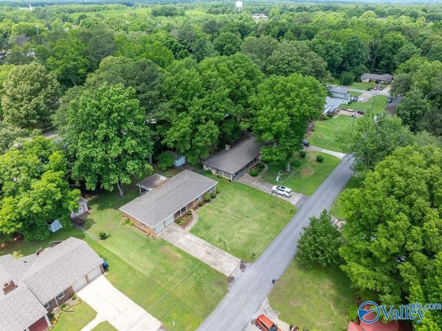 807 7th Street NE, Arab, AL 35016