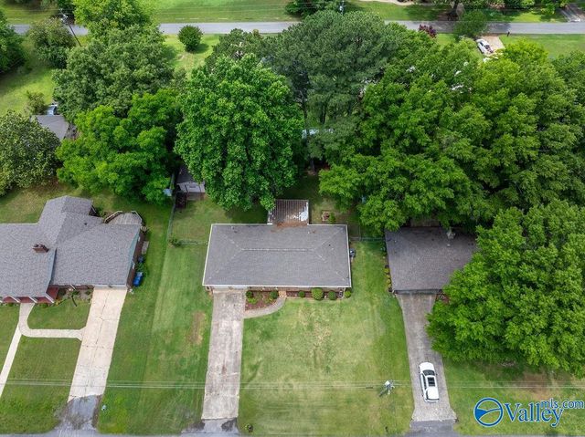 807 7th Street NE, Arab, AL 35016
