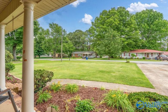 807 7th Street NE, Arab, AL 35016