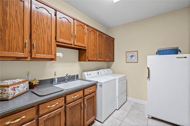 10215 Oak Lane, Grand Bay, AL 36541