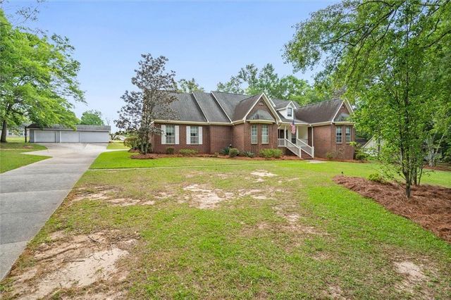 10215 Oak Lane, Grand Bay, AL 36541