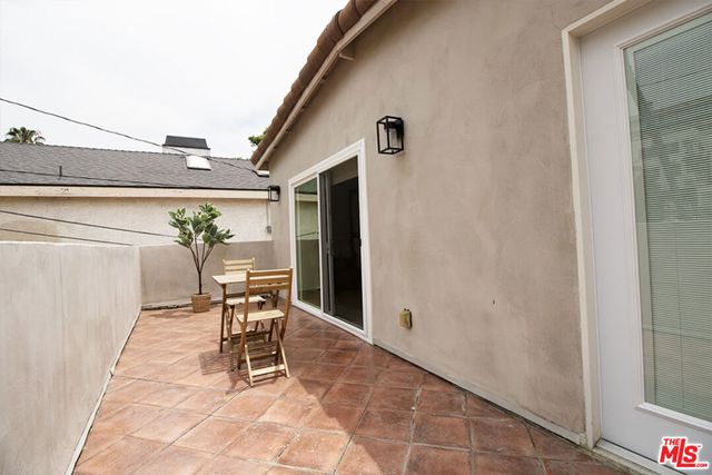 9042 Phyllis Avenue A, West Hollywood, CA 90069