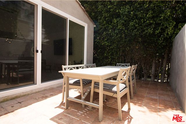 9042 Phyllis Avenue A, West Hollywood, CA 90069