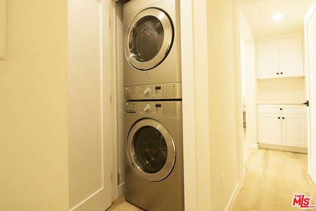 9042 Phyllis Avenue A, West Hollywood, CA 90069