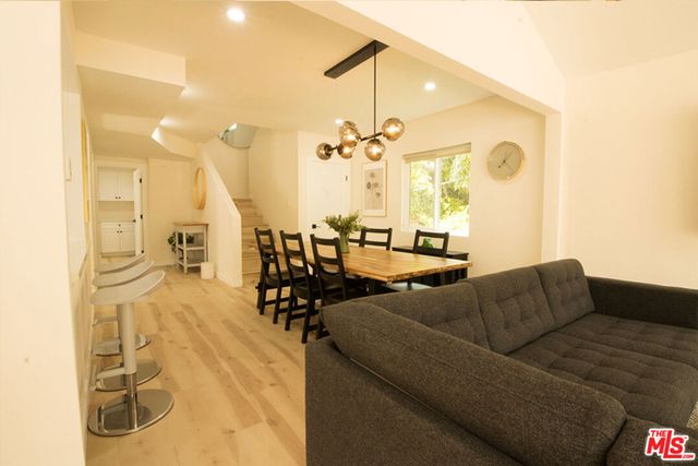 9042 Phyllis Avenue A, West Hollywood, CA 90069