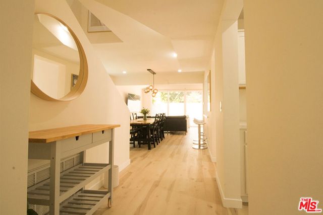 9042 Phyllis Avenue A, West Hollywood, CA 90069