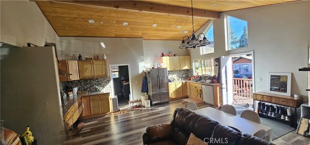 969 Hemlock, Big Bear City, CA 92314