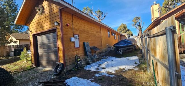 969 Hemlock, Big Bear City, CA 92314