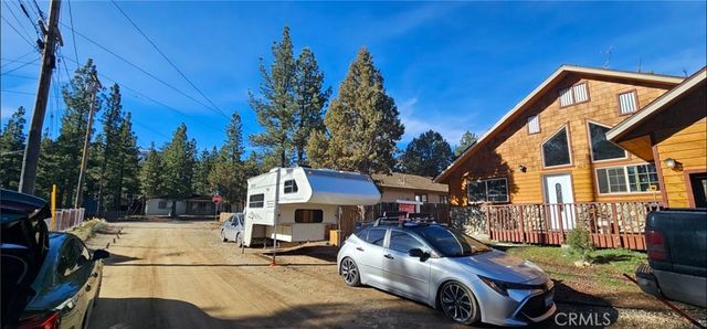 969 Hemlock, Big Bear City, CA 92314