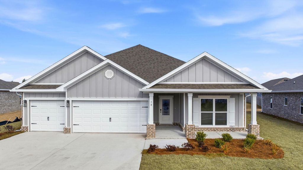 206 W Farm Owl Drive, Freeport, FL 32439