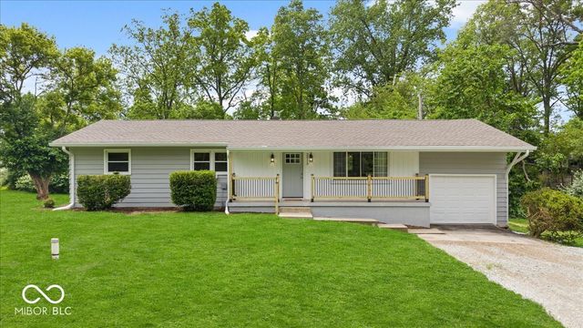2555 W Sycamore Drive, Greenfield, IN 46140
