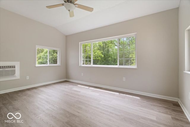 2555 W Sycamore Drive, Greenfield, IN 46140