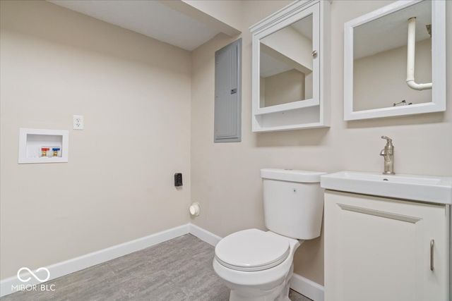 2555 W Sycamore Drive, Greenfield, IN 46140