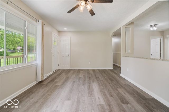 2555 W Sycamore Drive, Greenfield, IN 46140
