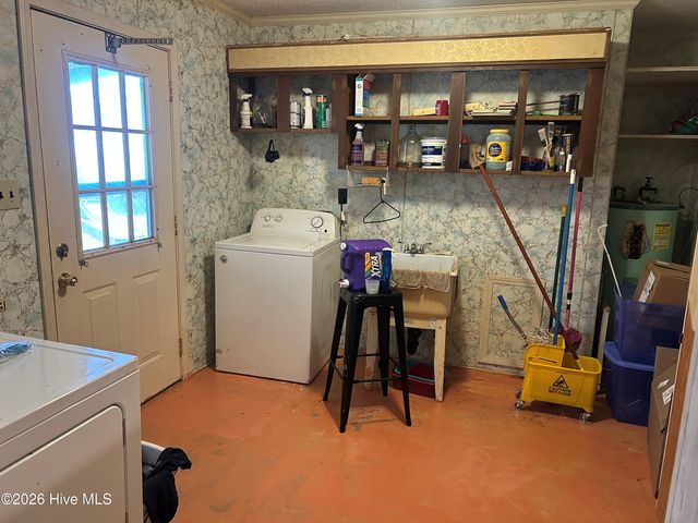 1039 Pine Ridge Road, Merry Hill, NC 27957