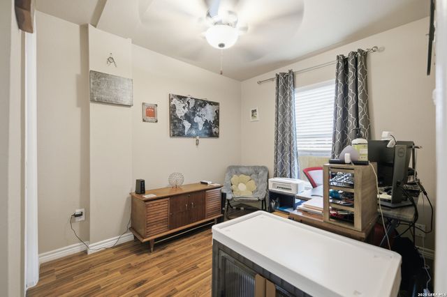 1033 Rivas, San Antonio, TX 78207