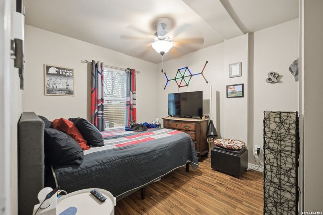 1033 Rivas, San Antonio, TX 78207