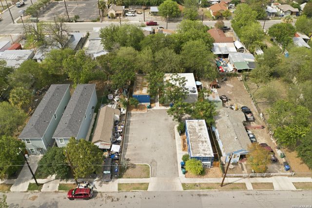 1033 Rivas, San Antonio, TX 78207