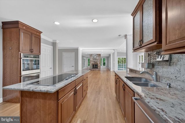 12600 MAIDENS BOWER DR, Potomac, MD 20854