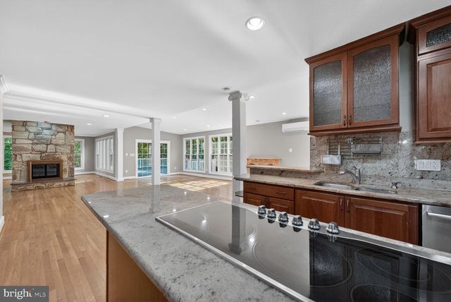12600 MAIDENS BOWER DR, Potomac, MD 20854