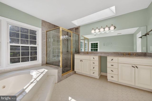 12600 MAIDENS BOWER DR, Potomac, MD 20854