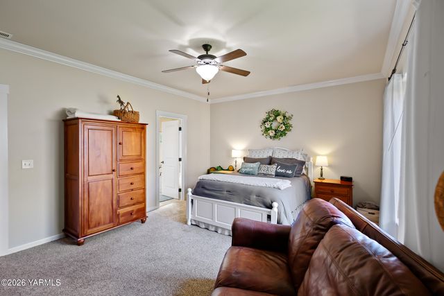 2106 Diamond Way, Yakima, WA 98903