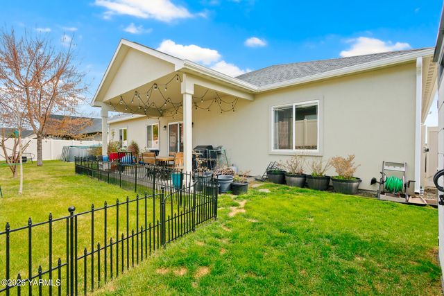 2106 Diamond Way, Yakima, WA 98903