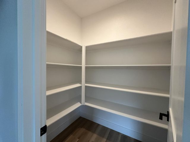 130 Gold Creek Ct, Valley Springs, CA 95252