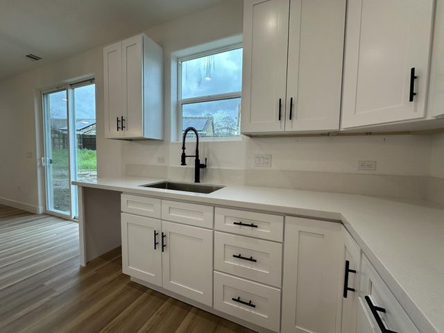 130 Gold Creek Ct, Valley Springs, CA 95252