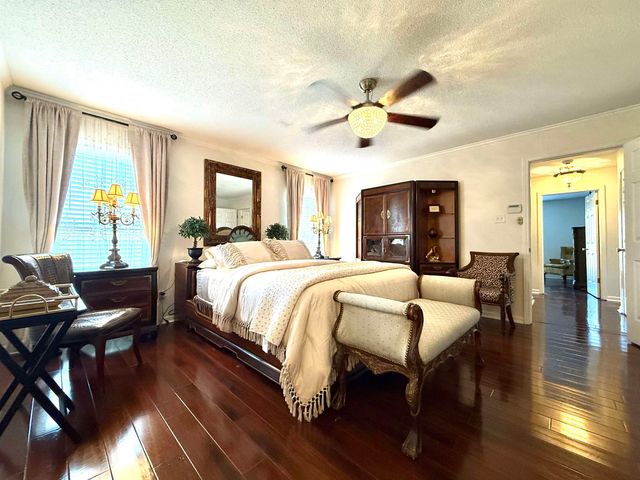 825 N WALNUT BEND RD, Memphis, TN 38018