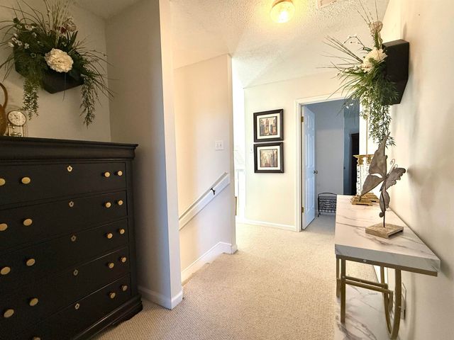 825 N WALNUT BEND RD, Memphis, TN 38018