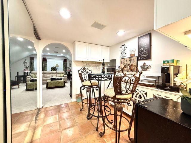 825 N WALNUT BEND RD, Memphis, TN 38018