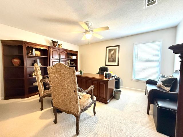 825 N WALNUT BEND RD, Memphis, TN 38018