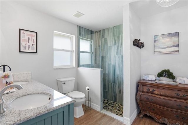 5125 Rutland CT, Cape Coral, FL 33904