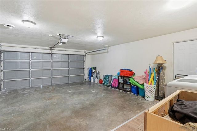 5125 Rutland CT, Cape Coral, FL 33904