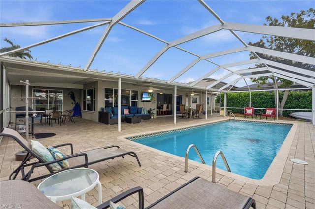 5125 Rutland CT, Cape Coral, FL 33904