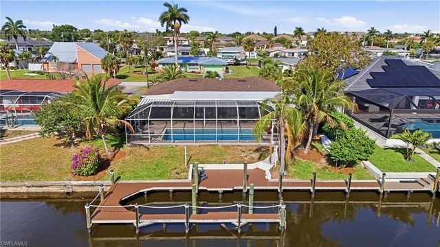 5125 Rutland CT, Cape Coral, FL 33904