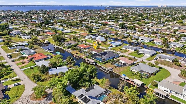 5125 Rutland CT, Cape Coral, FL 33904